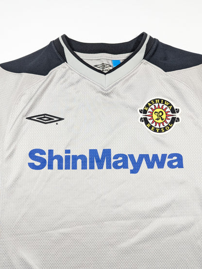 Kashiwa Reysol Umbro Football Jersey 2003 (M) [Very Good]