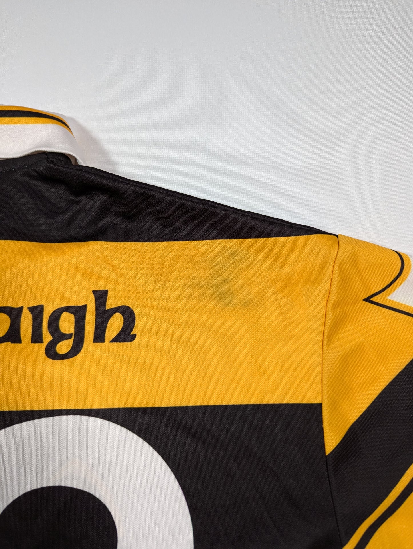 Na Piarsaigh O'Neills GAA Jersey 2010s #22  (L) [Good]