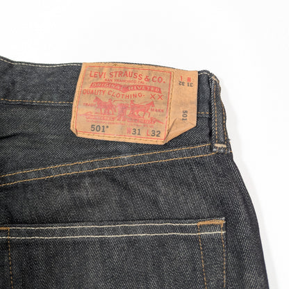 Black 501 Levis Jeans (W31 l32) [Very Good]