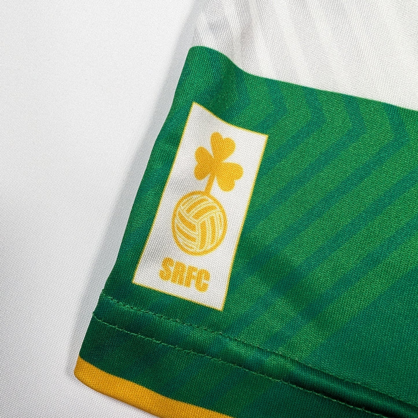 Shamrock Rovers Umbro Football Jersey 2024 (S) [Fair]