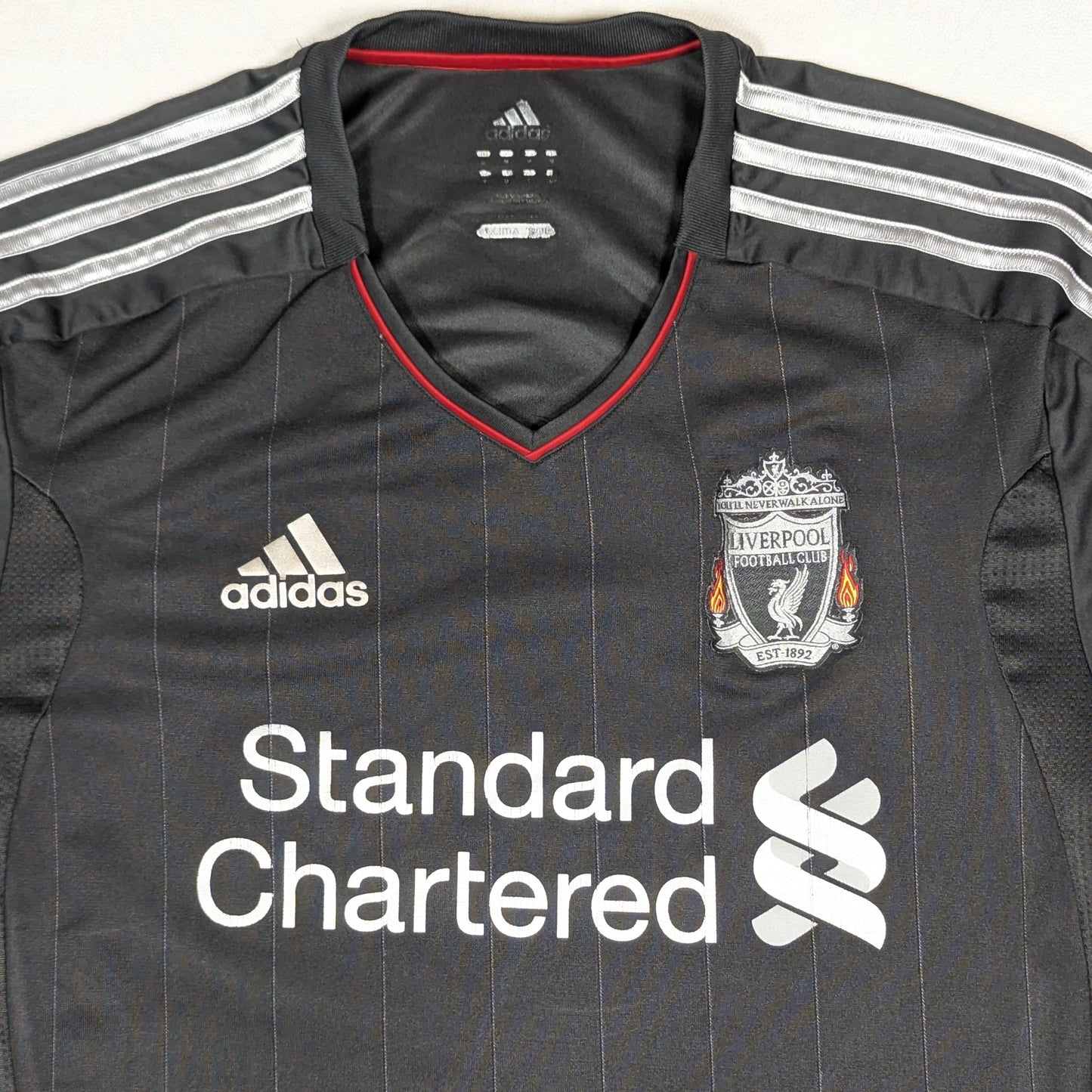 Liverpool adidas Football Jersey 2011 (M) [Average]