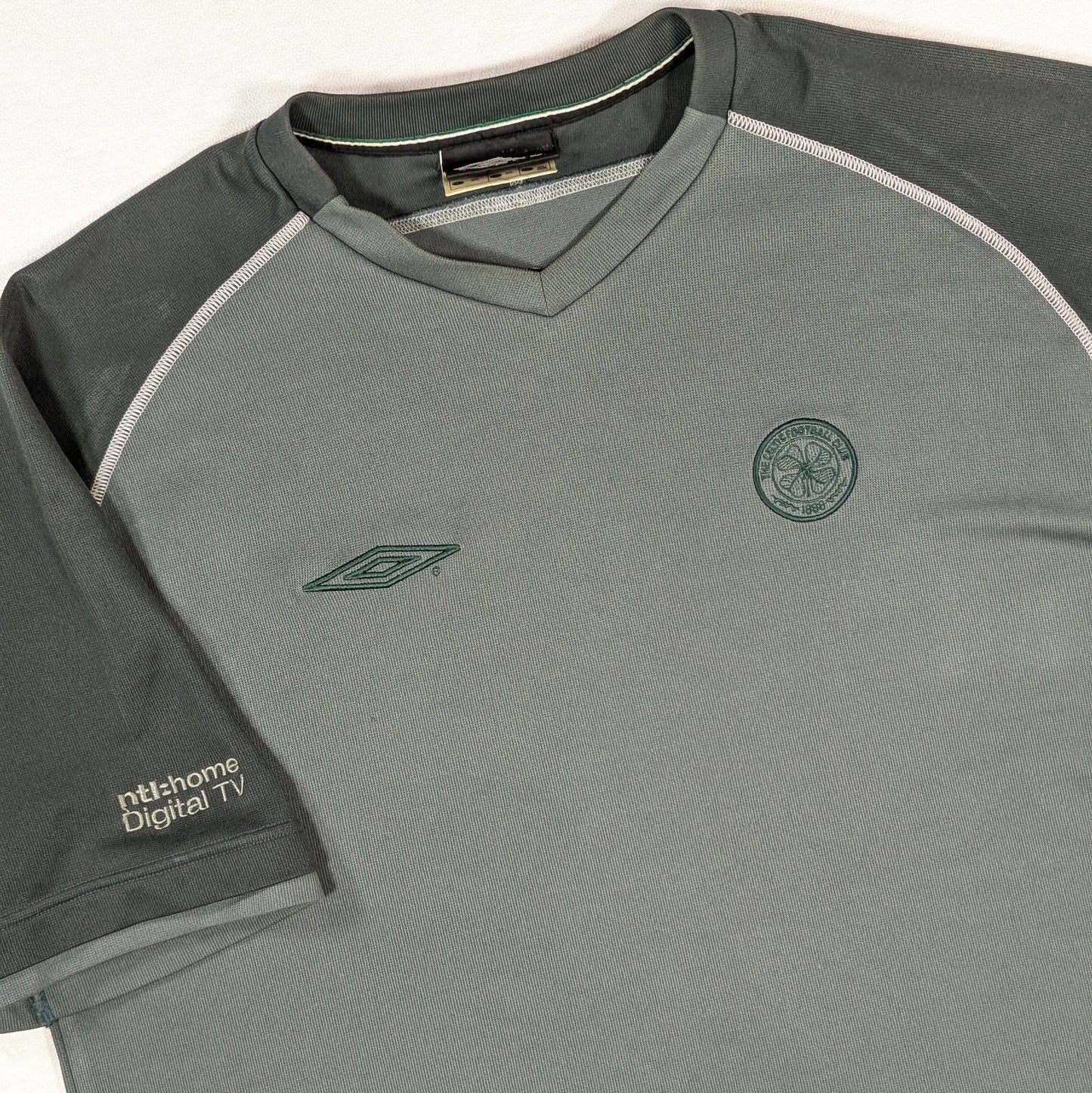 Celtic Umbro Football Jersey 2002 (2XL) [Good]