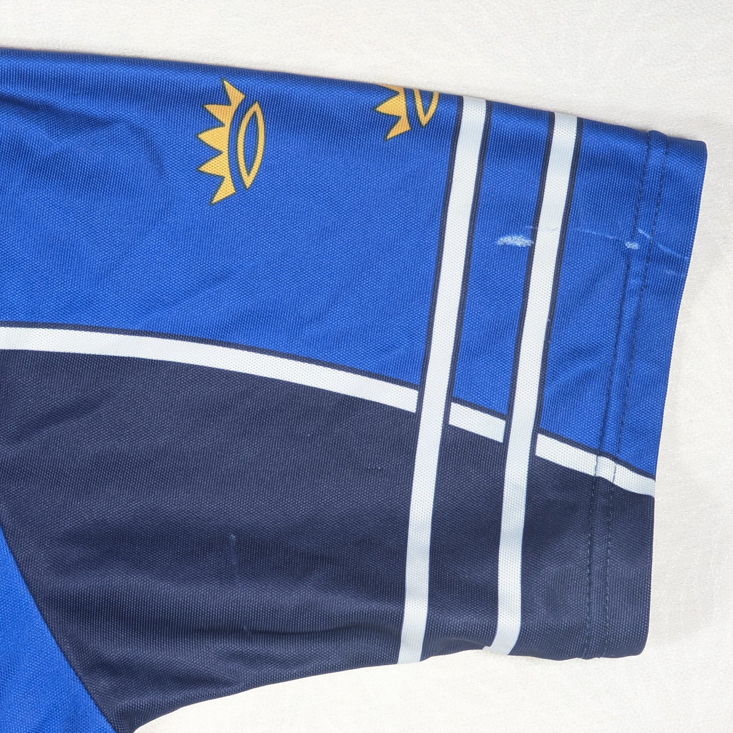 Munster O'Neills GAA Jersey 2004 (L) [Very Good]