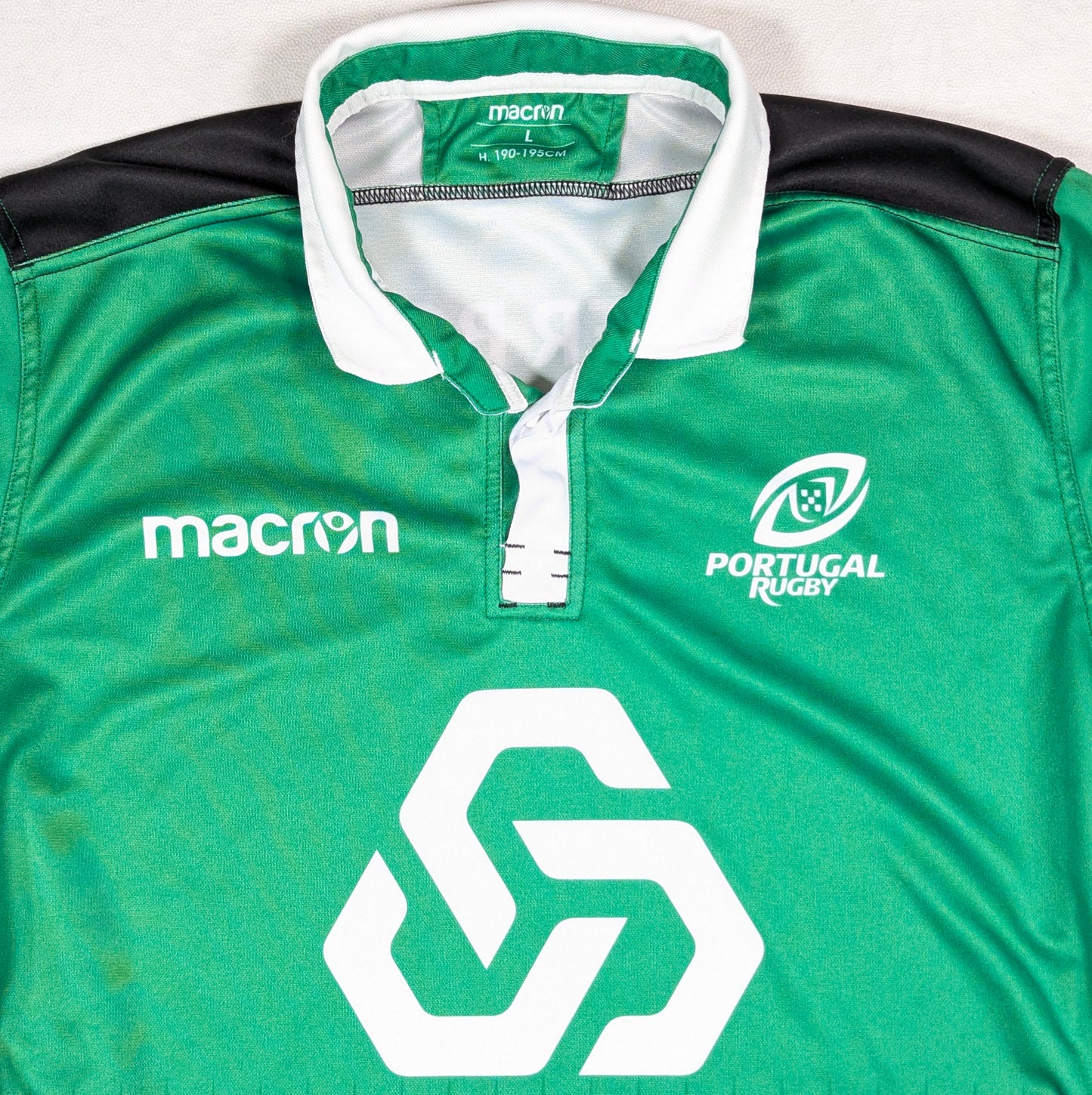 Portugal Macron Rugby Jersey 2018 (L) [Very Good]