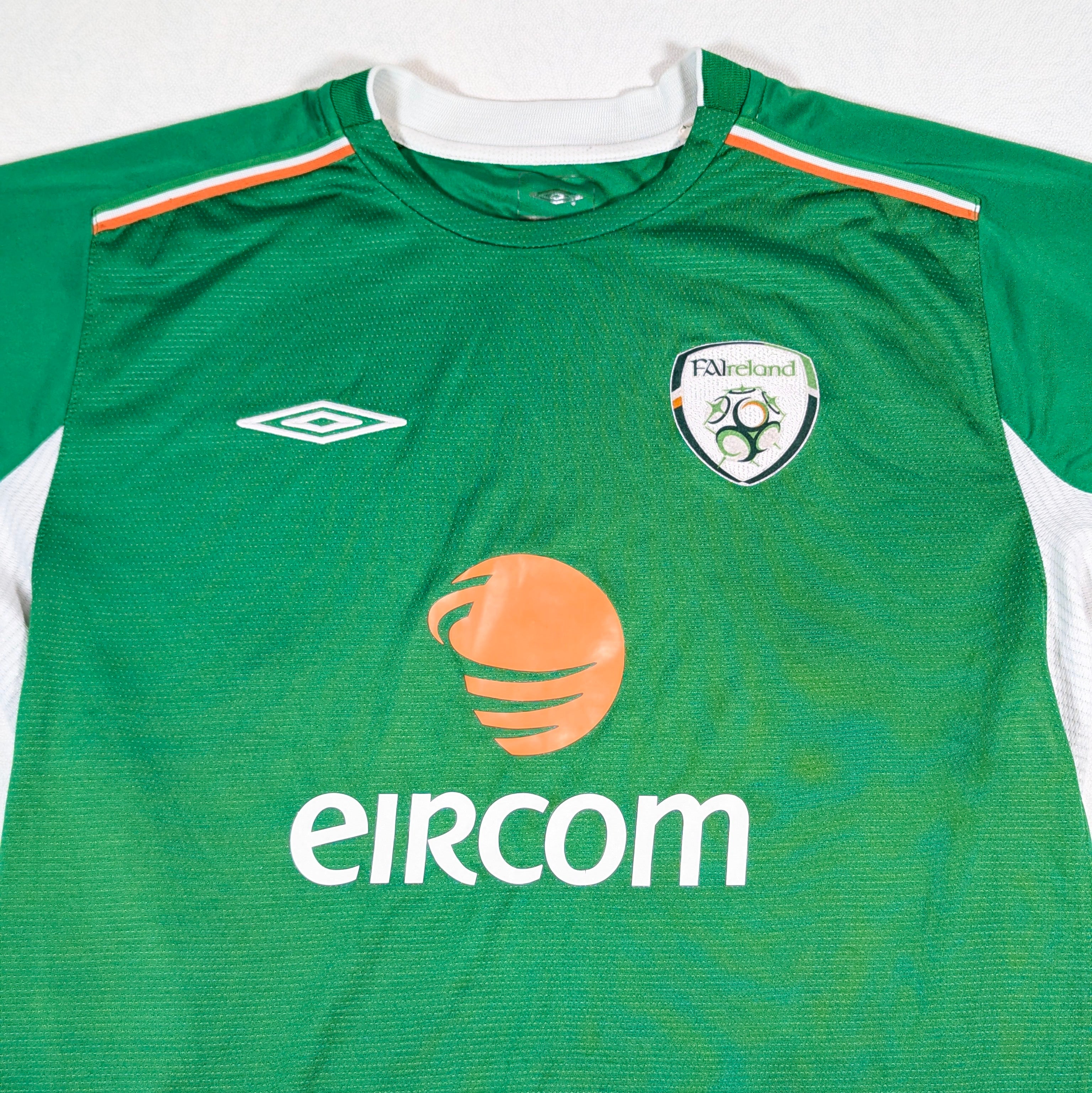 Republic of Ireland Football Jersey by Umbro from 2004 – Buy