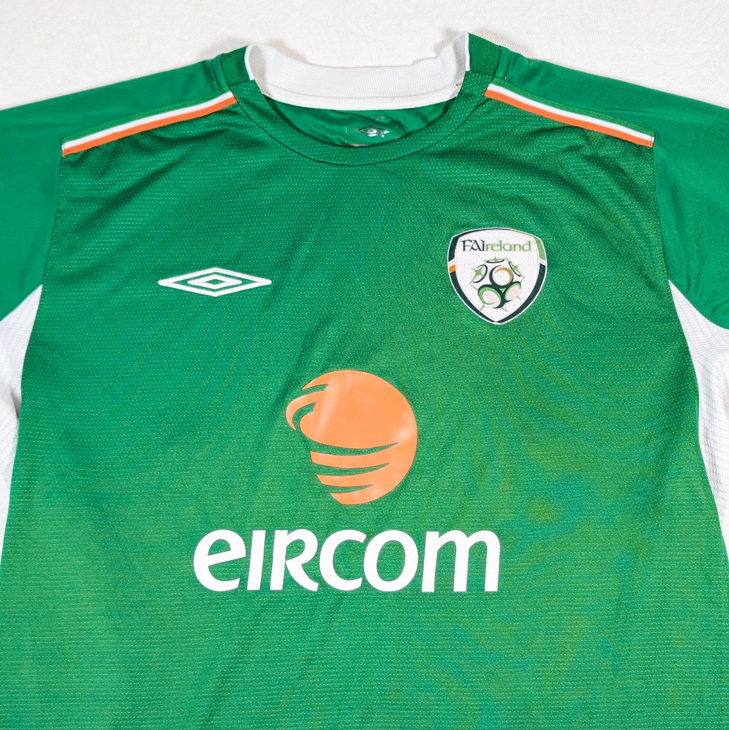 Republic of Ireland Umbro Football Jersey 2004 (L) [Good]