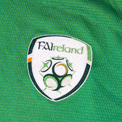 Republic of Ireland Umbro Football Jersey 2004 (L) [Good]