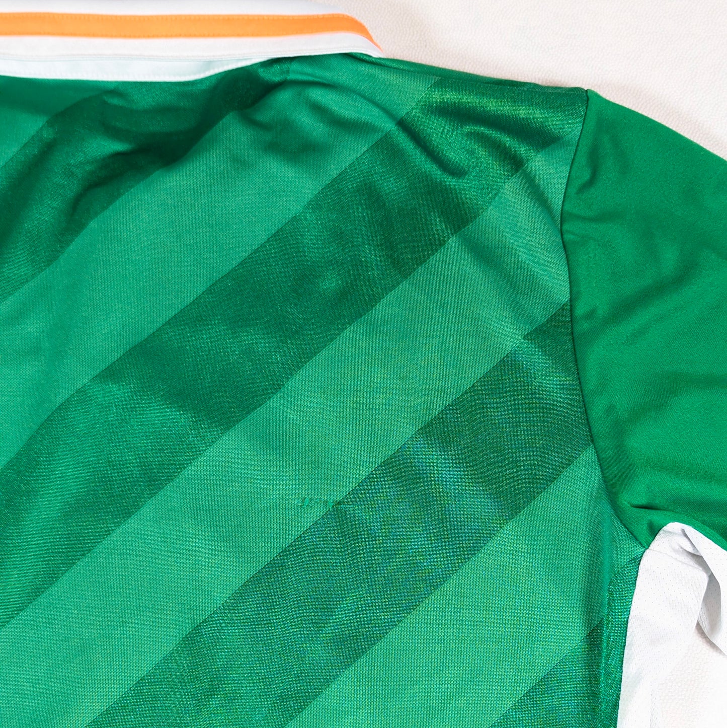 Republic of Ireland Umbro Football Jersey 2016 (L) [Good]