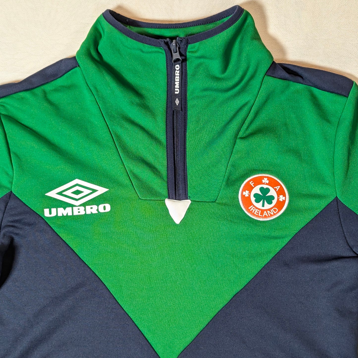 Republic of Ireland Umbro Football Sweatshirt 2021 (S) [Very Good]