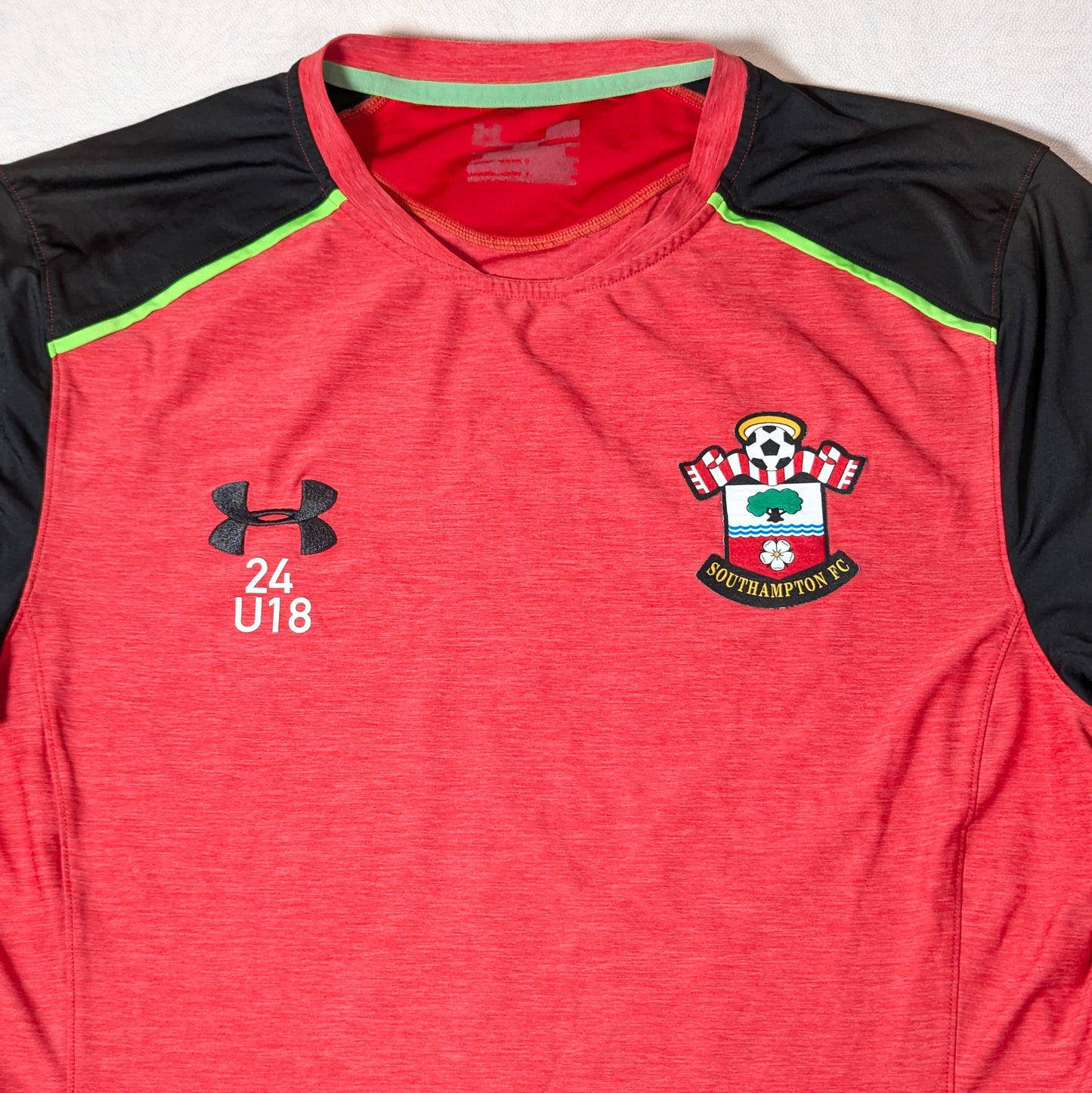 Southampton Player Issue Under Armour Football Jersey 2015 U18 #24 (L) [Good]