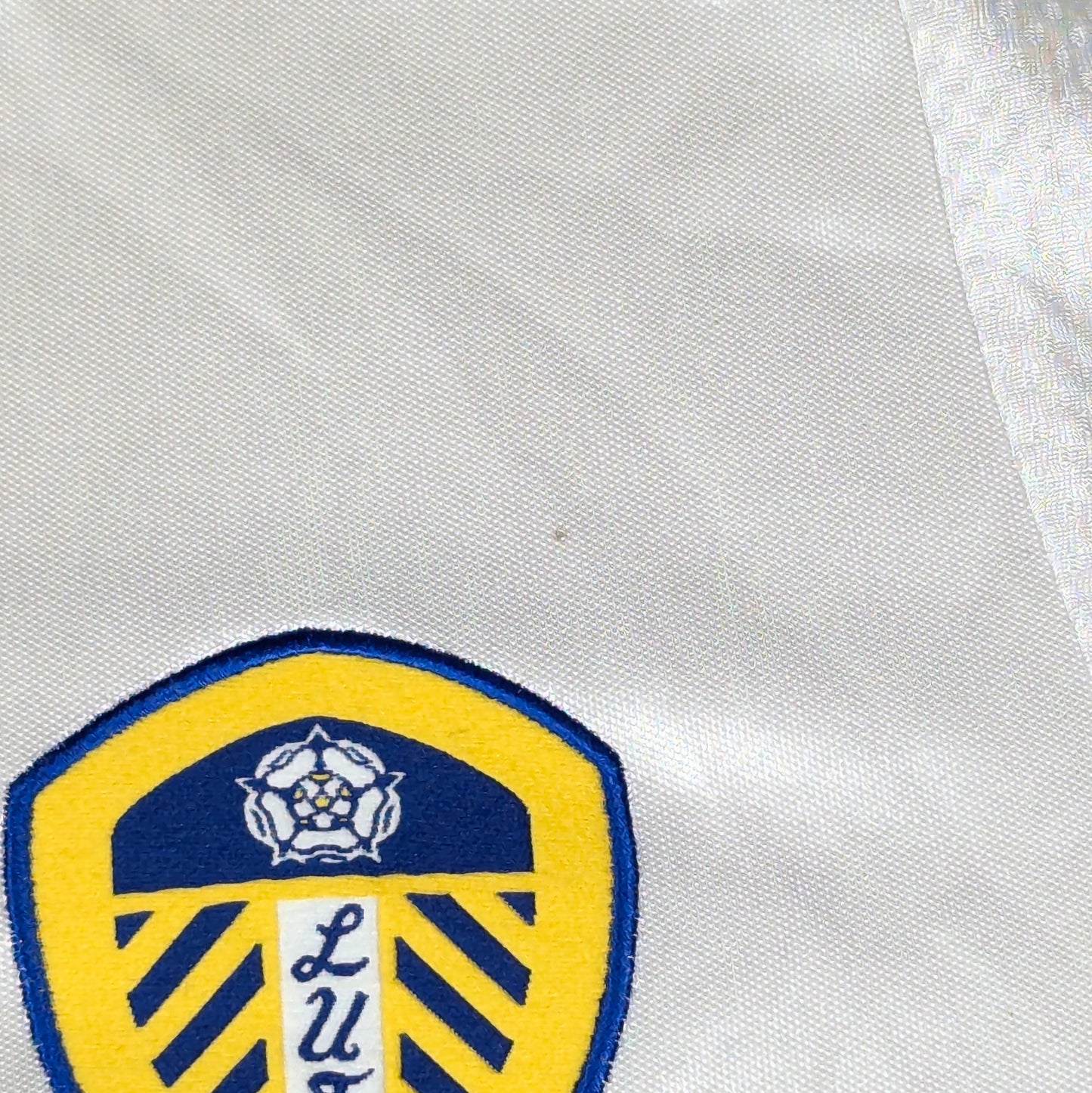 Leeds Macron Football Jersey 2011 (M) [Average]