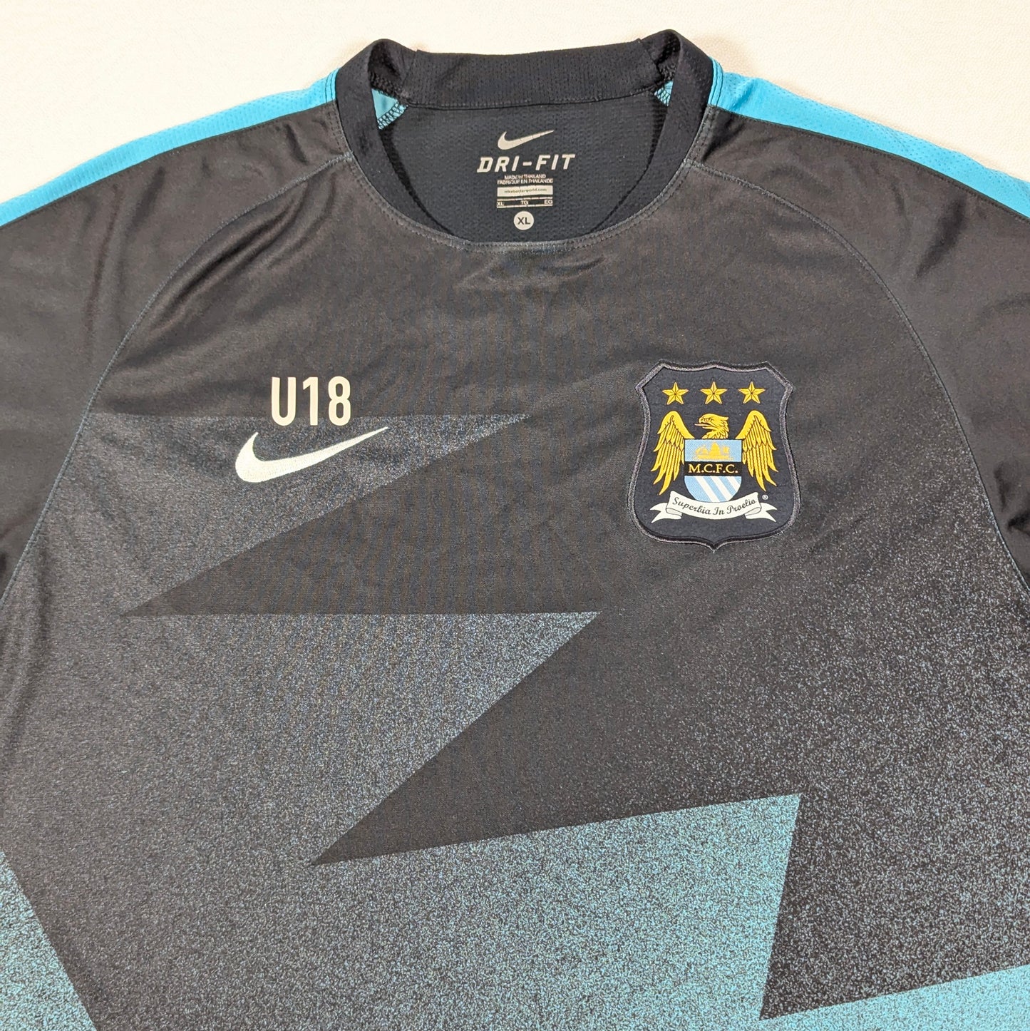Manchester City Player Issue NIke Football Jersey 2015 U18 (XL) [Good]