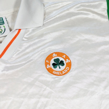 Republic of Ireland Score Draw Football Jersey Retro 88 (L) [Fair]