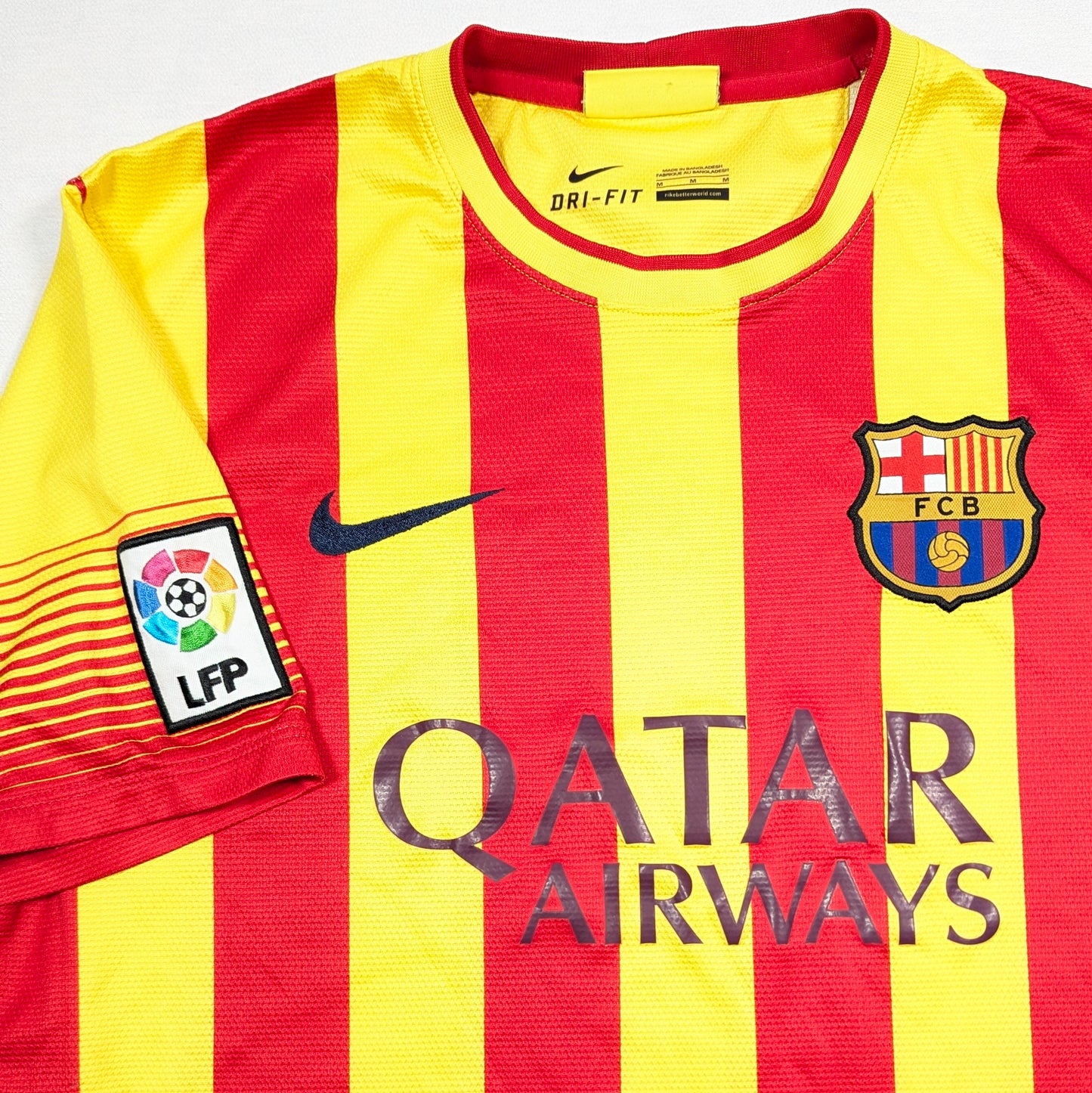 Barcelona Nike Football Jersey 2013 (M) [Very Good]