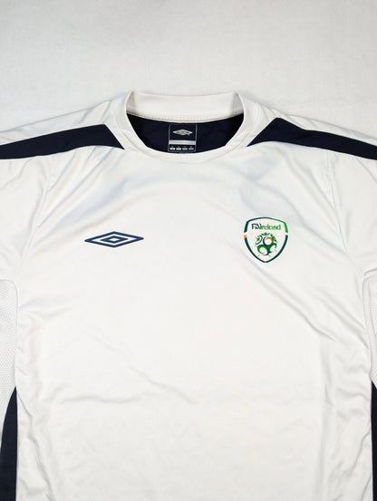 Republic of Ireland Umbro Football Jersey 2006 (L) [Very Good]