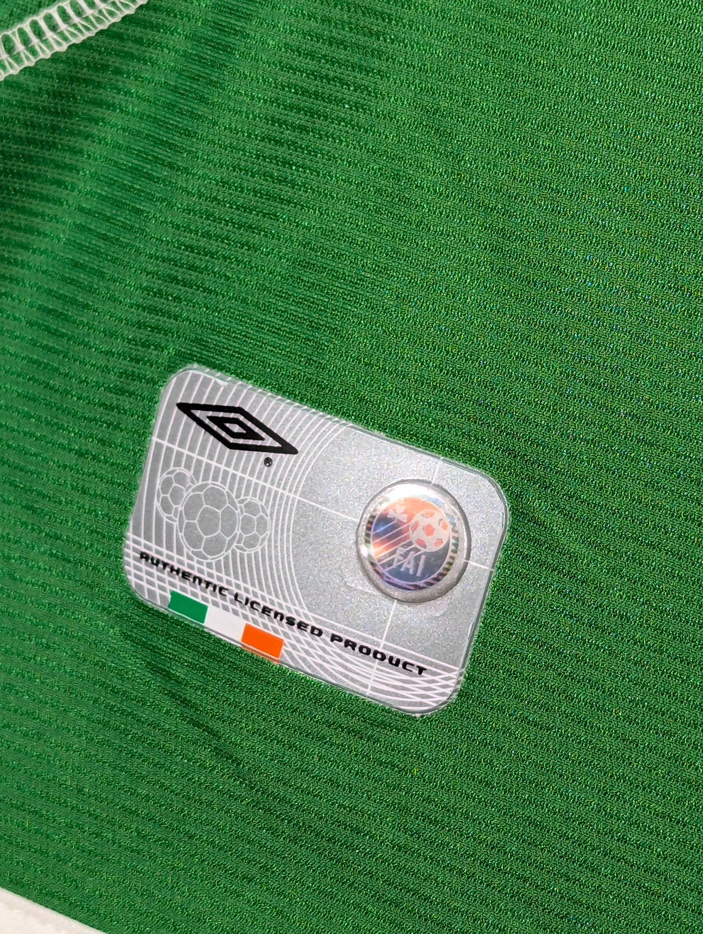 Republic of Ireland Umbro Football Jersey 2001 (L) [Very Good]