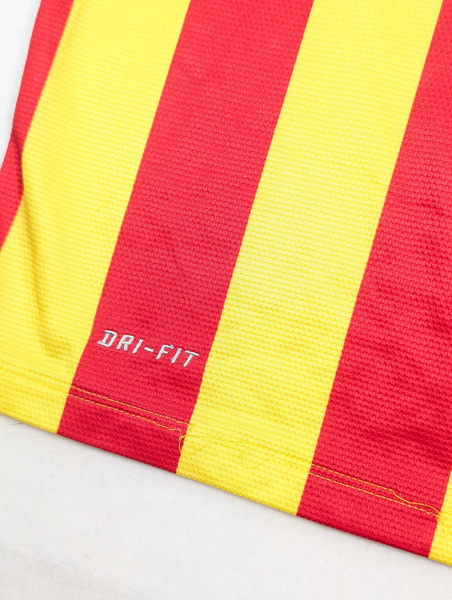 Barcelona Nike Football Jersey 2013 (S) [Good]