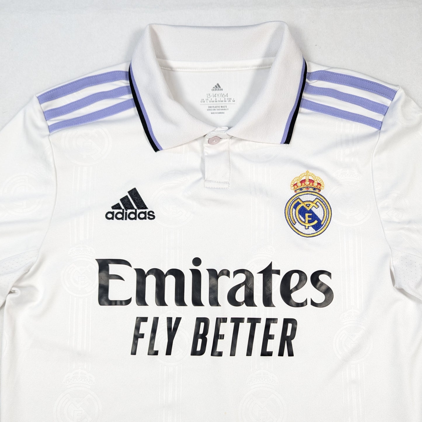 Real Madrid adidas Football Jersey 2022 (13-14 Years) [Good]