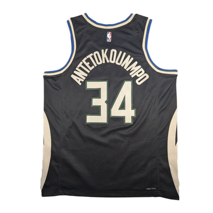 Milwaukee Bucks Nike Basketball Jersey 2022 Antetokounmpo #34 (XL) [Excellent]