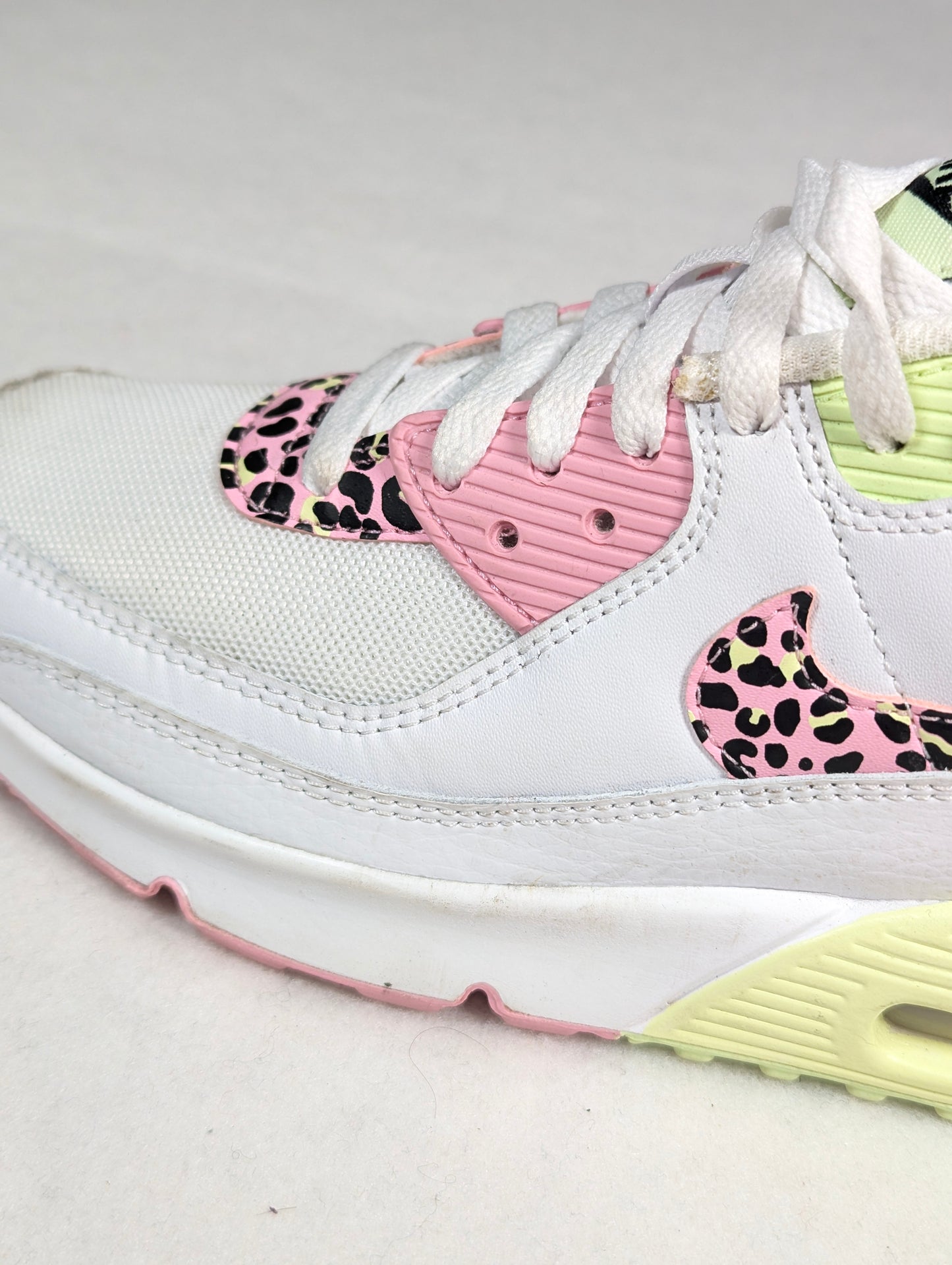 Nike Air Max 90 Pink Barely Volt Streetwear Runners (UK5.5) [Very Good]