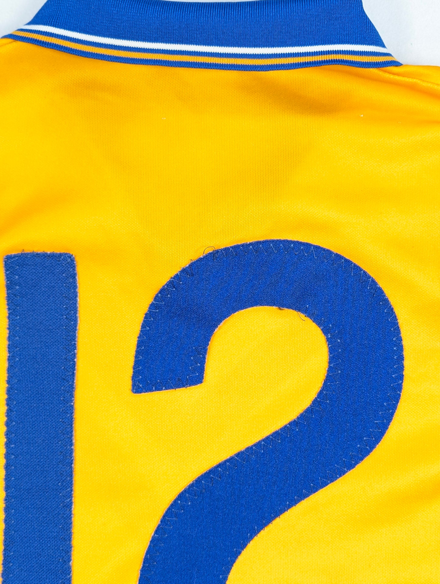 Na Fianna Player Issue O'Neills GAA Jersey 2001 #12 (S) [Fair]