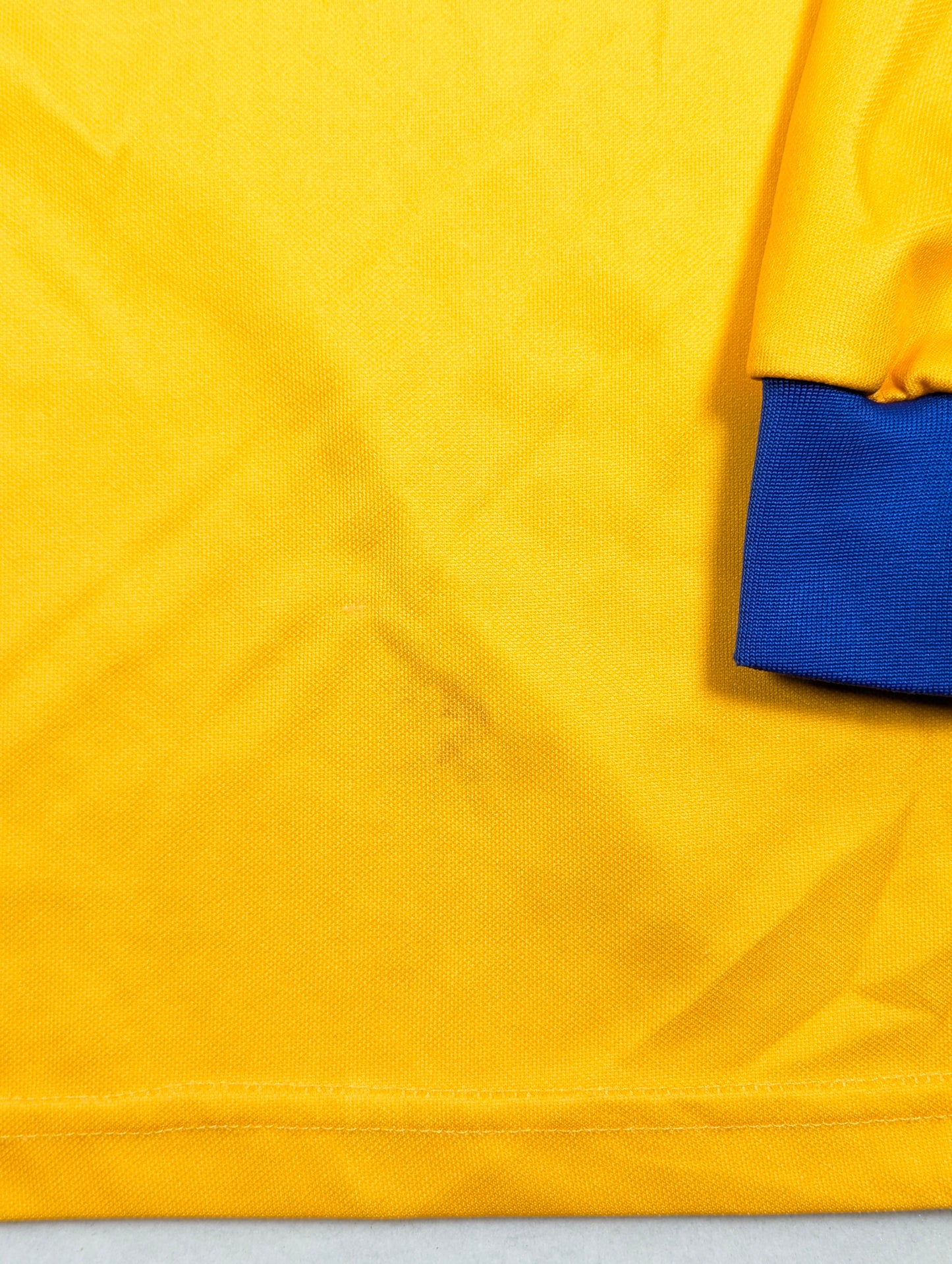 Na Fianna O'Neills GAA Jersey 2001 #21 (M) [Good]