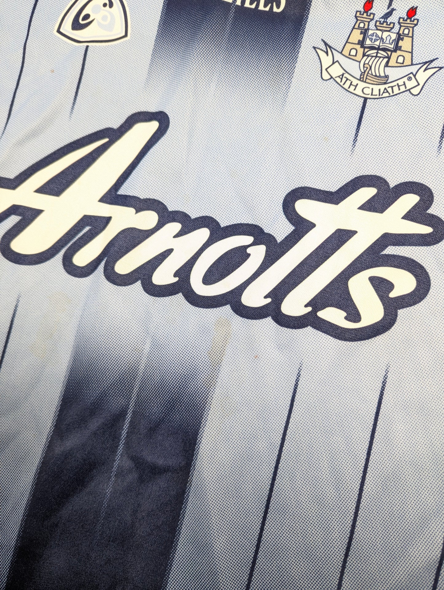 Dublin O'Neills GAA Jersey 2004 (L) [Fair]