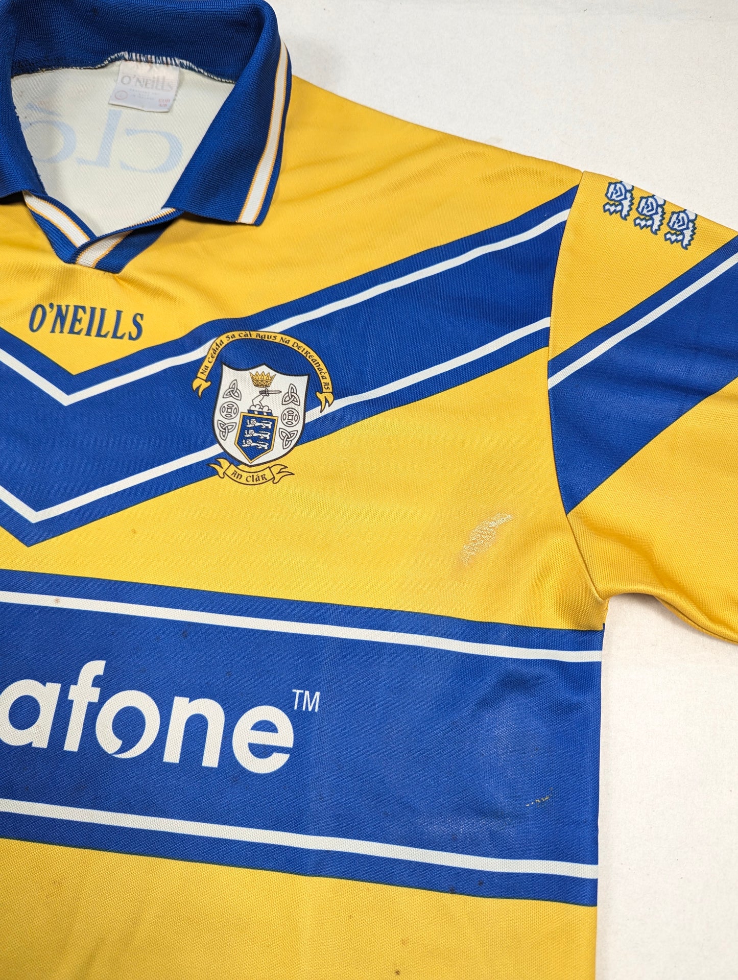 Clare O'Neills GAA Jersey 2002 (L) [Average]