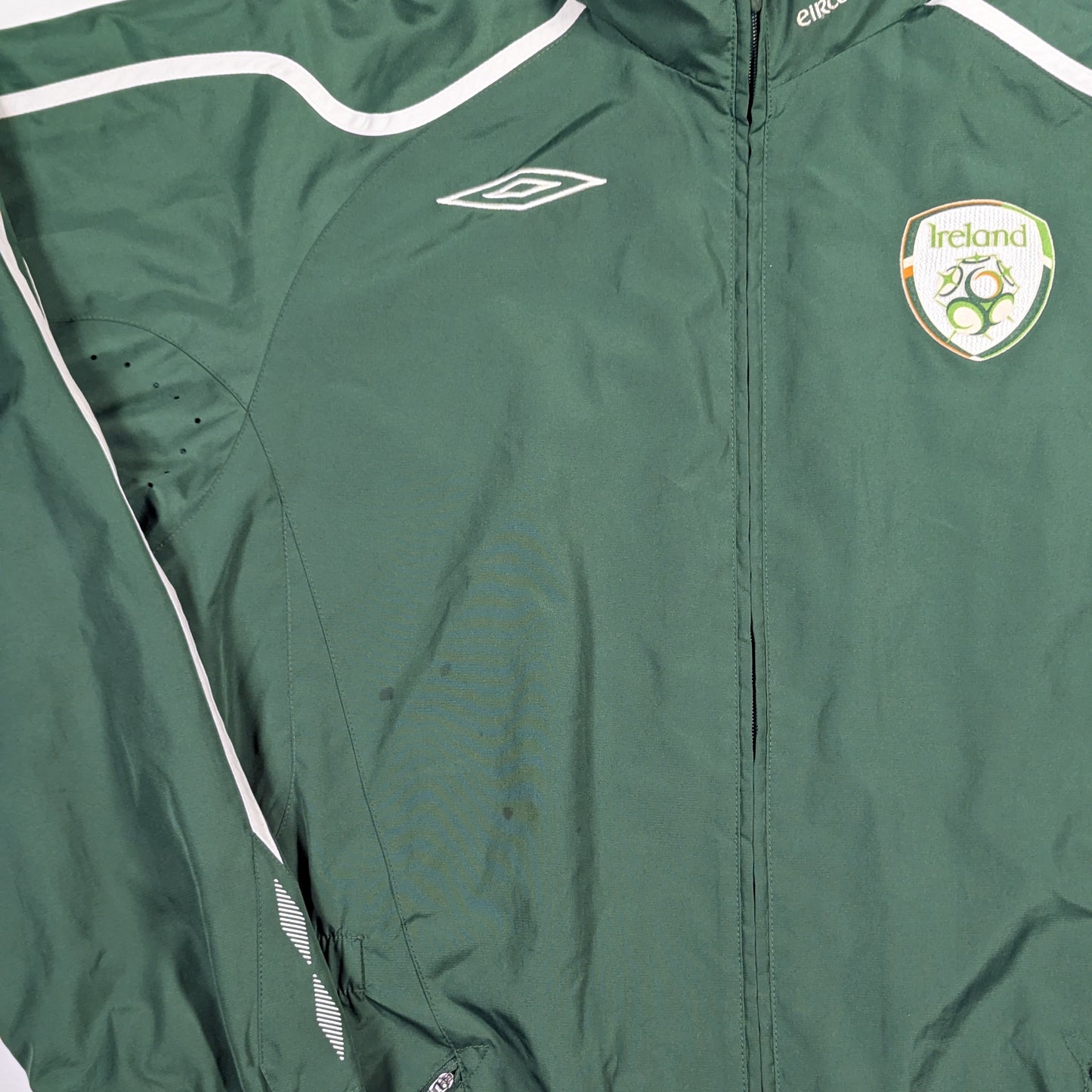 Republic of Ireland Player Issue Umbro Football Jacket 2008 (M) [Very Good]