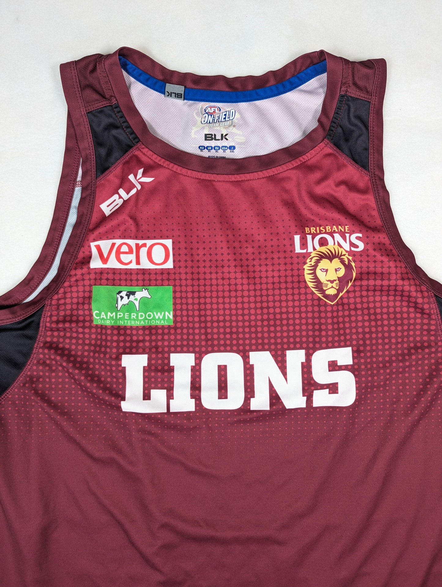 Brisbane Lions BLK Aussie Rules Jersey 2020s (XL) [Very Good]