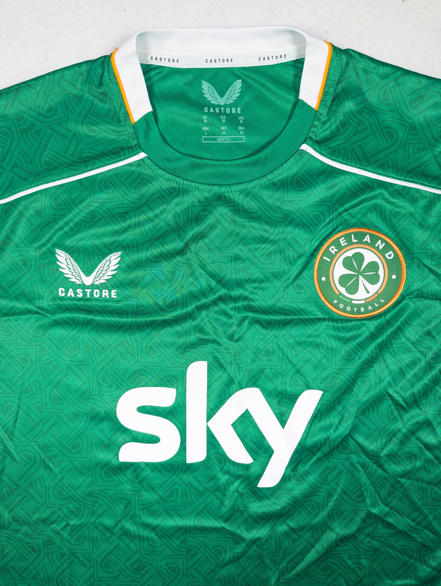 Republic of Ireland Castore Football Jersey 2024 (M) [Very Good]