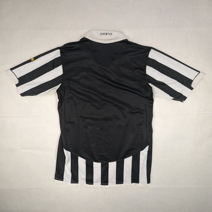 Juventus Nike Football Jersey 2006 (M) [Fair]