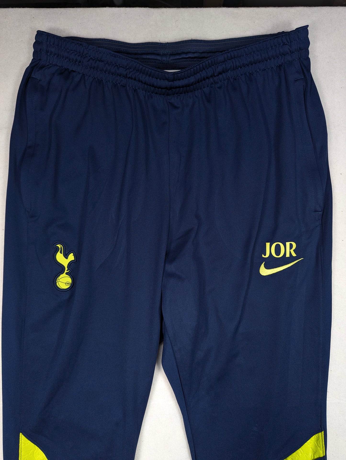 Tottenham Hotspur Team Issue Nike Football Bottoms 2022 (L) [Very Good]