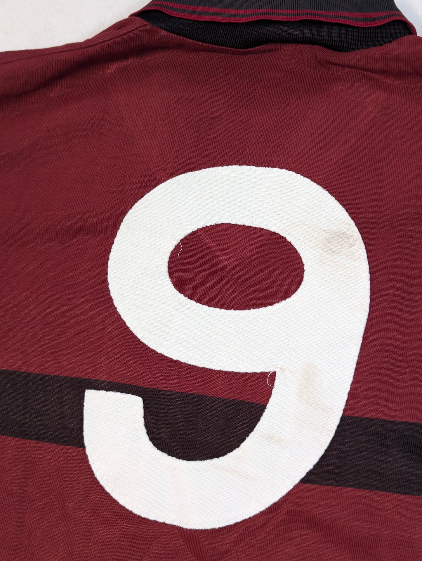 Maroon Player Issue O'Neills GAA Jersey 2000s #9 (S) [Fair]