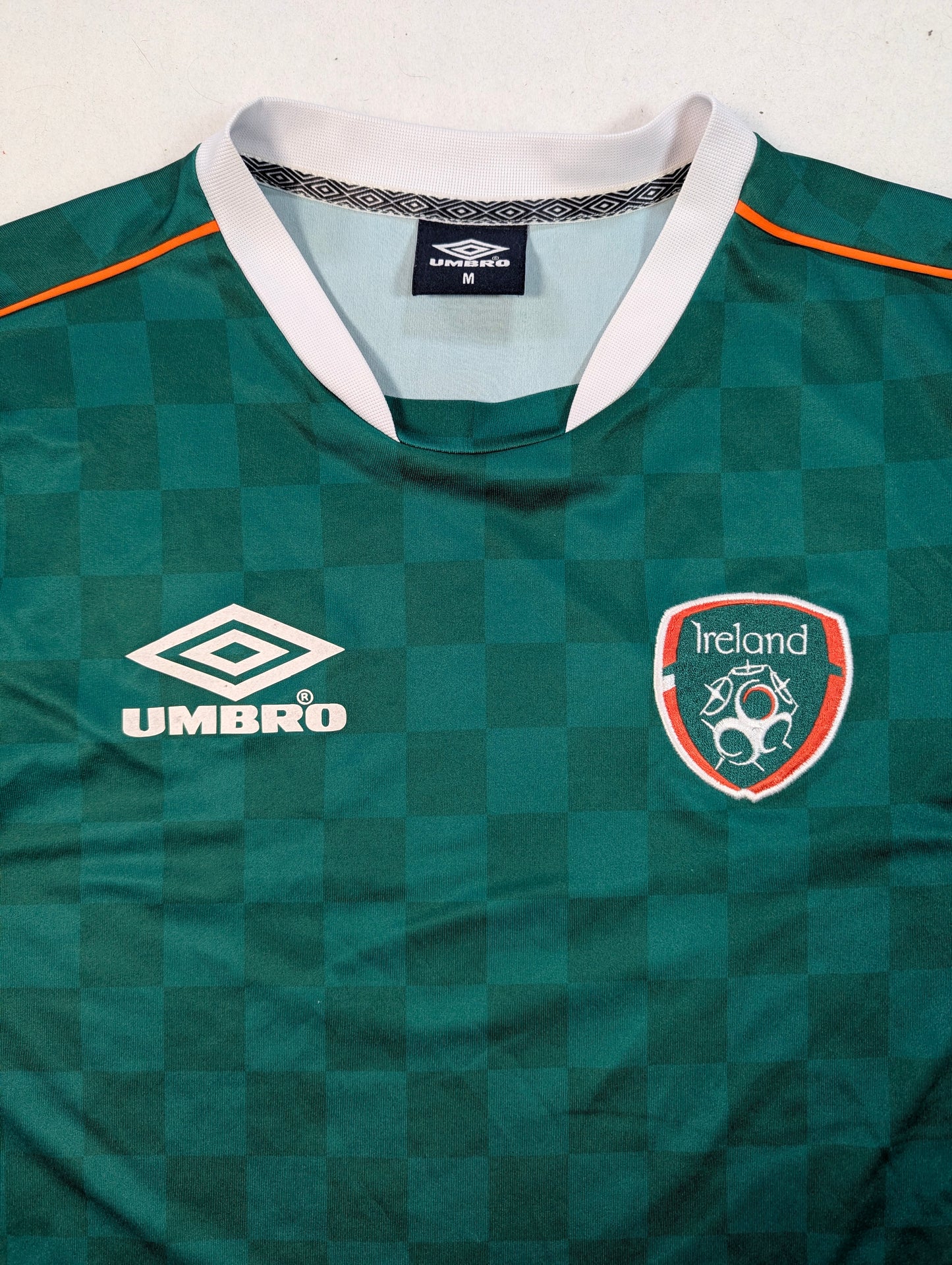 Republic of Ireland Umbro Football Jersey 2020 (M) [Fair]