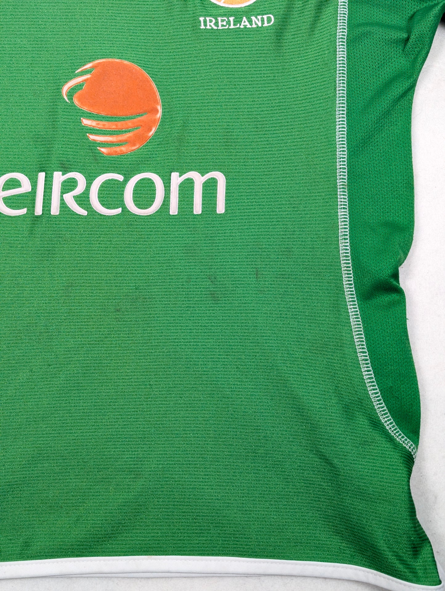 Republic of Ireland Umbro Home Football Jersey 2002 (12 Years) [Average]