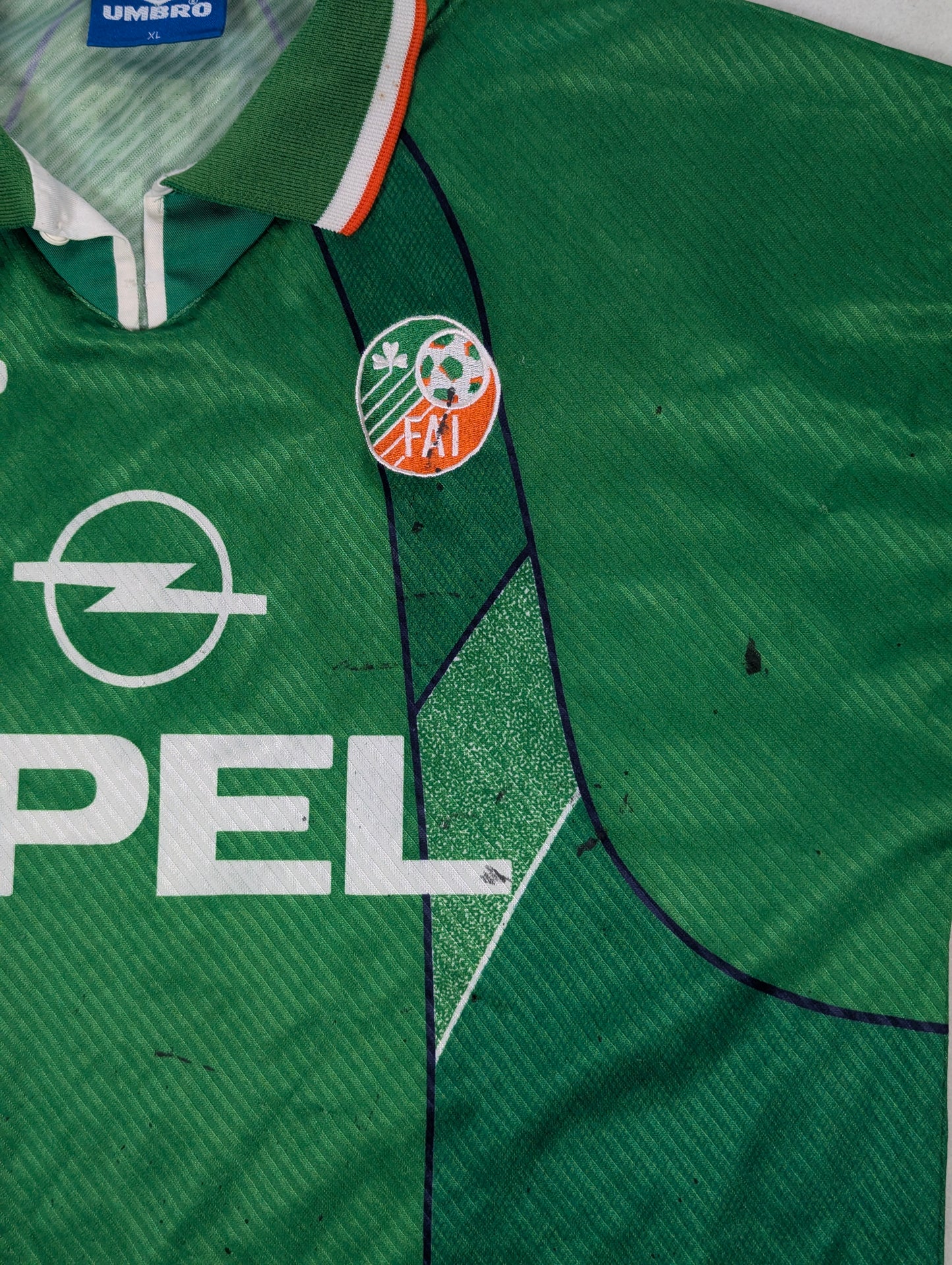 Republic of Ireland Umbro Home Football Jersey 1994 Townsend #7 (XL) [Average]