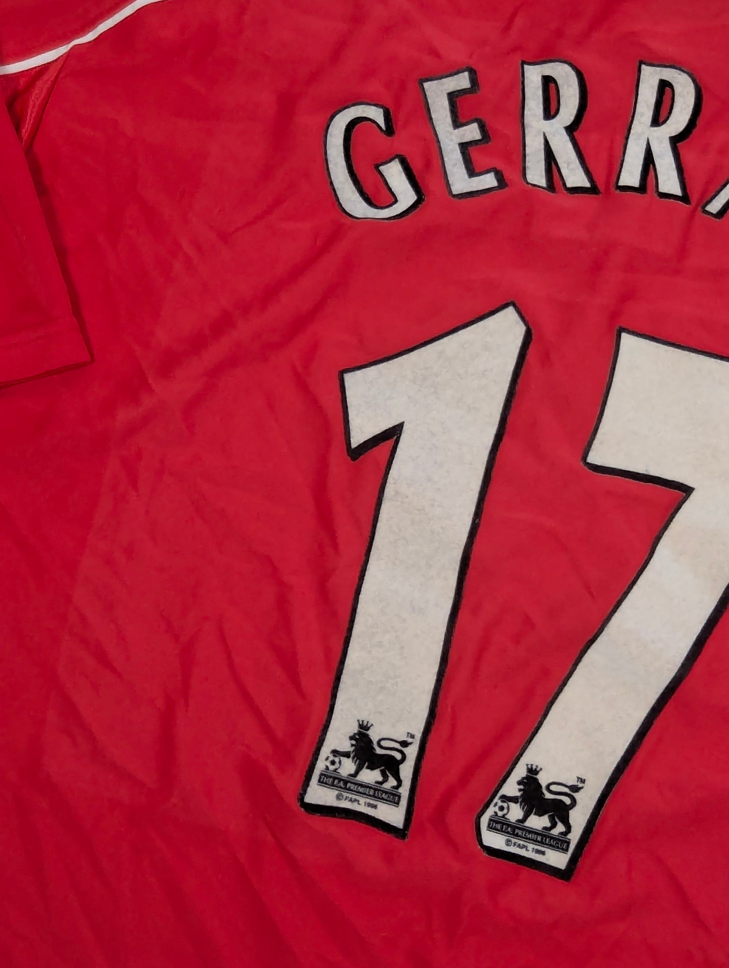 Liverpool Reebok Home Football Jersey 2000 Gerrard #17 (2XL) [Fair]