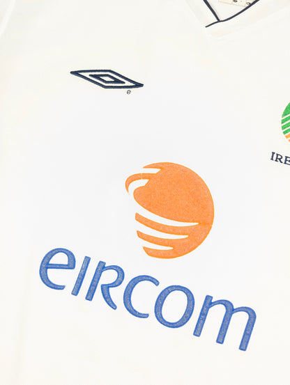 Republic of Ireland Umbro Away Football Jersey 2002 (M) [Good]
