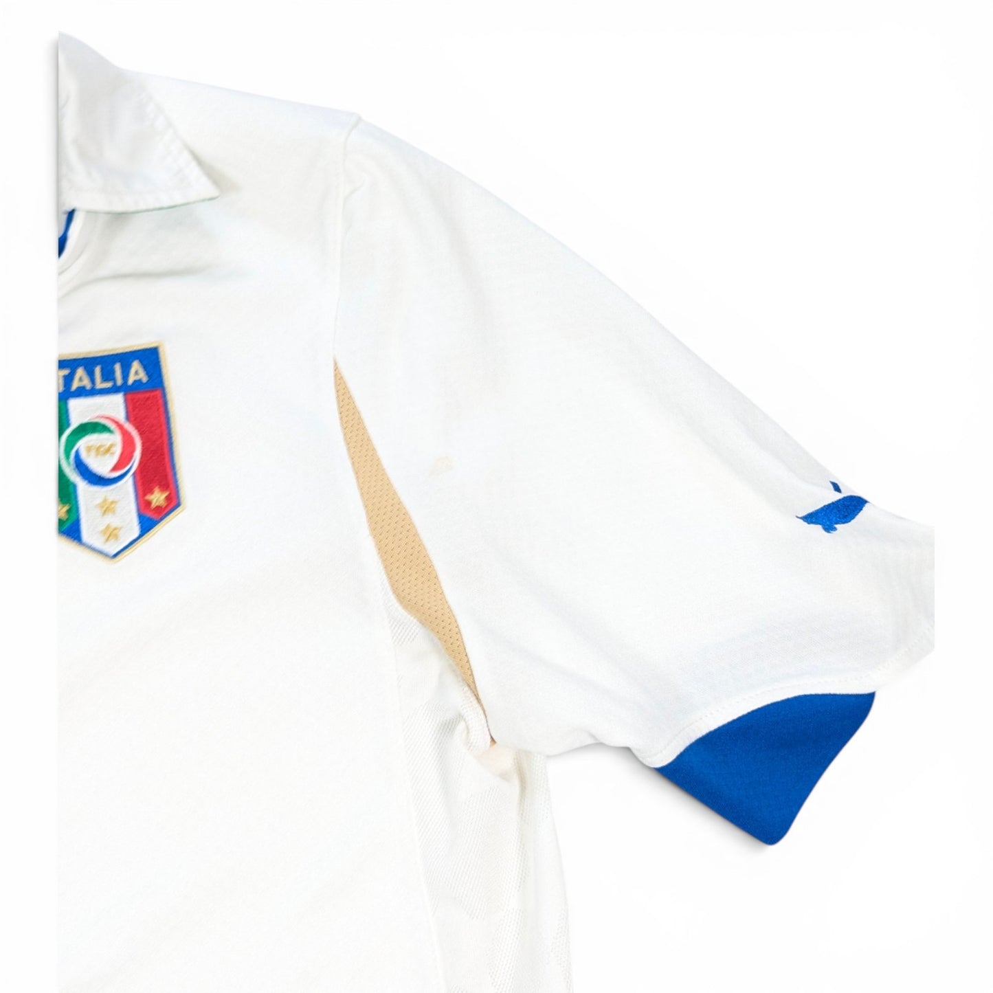 Italy Puma Away Football Jersey 2010 (S) [Very Good]