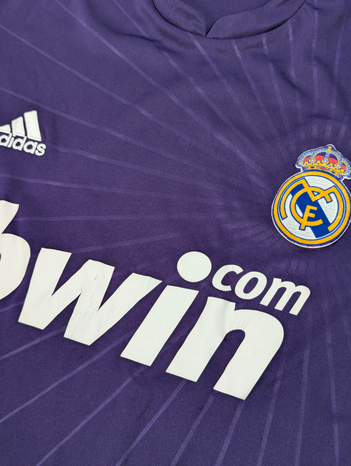 Real Madrid adidas Away Football Jersey 2010 (S) [Good]