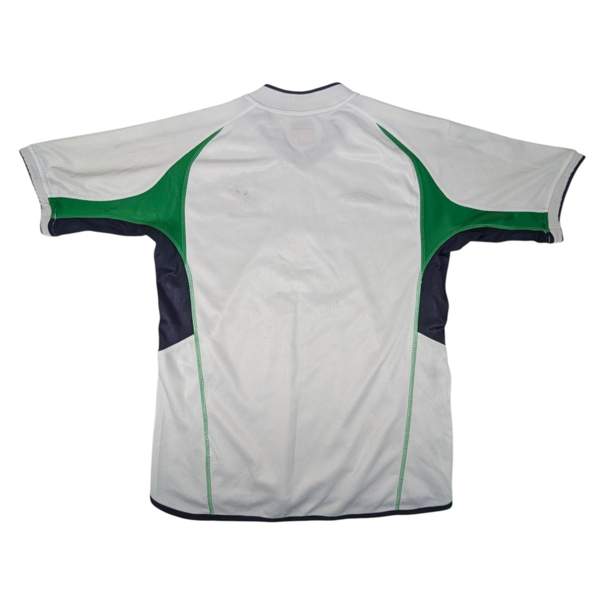 Republic of Ireland Umbro Away Football Jersey 2002 (M) [Fair]