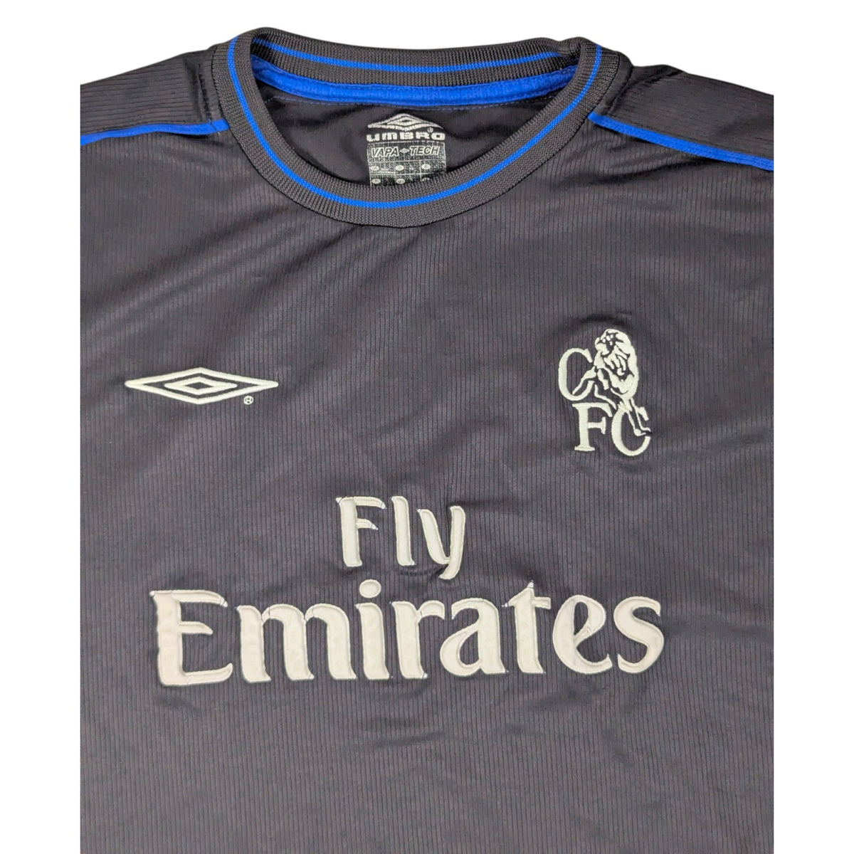 Chelsea Umbro Away Football Jersey 2002 (L) [Fair]