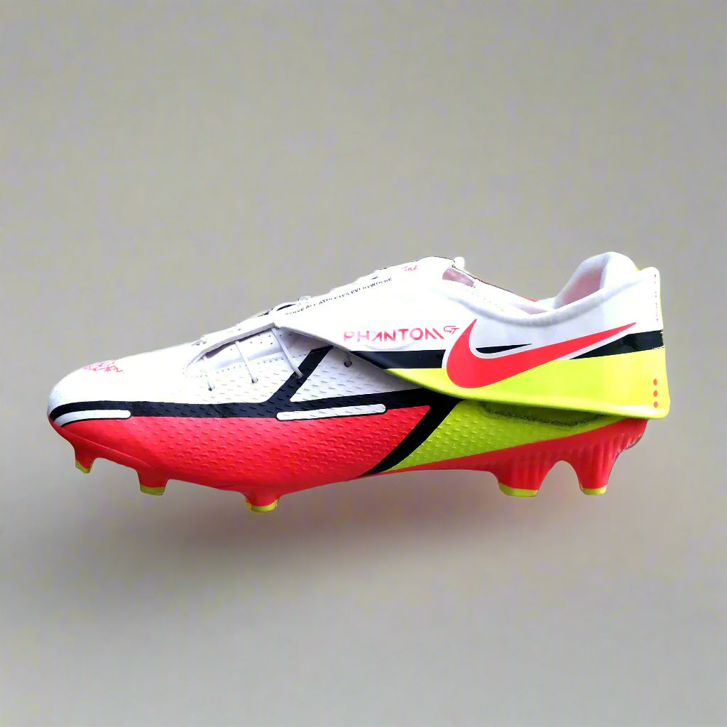 Phantom GT2 Academy Flyease FG Footwear  Training  Football Boots  2020s  Nike        DH9638-167  SVS2137  