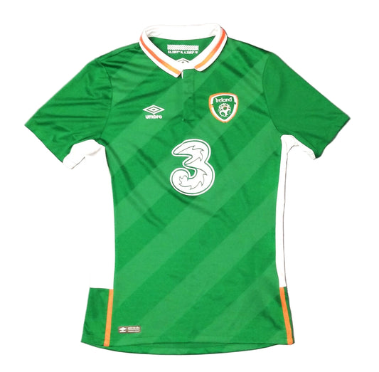 Republic of Ireland 2016 / 17 Football Jersey Umbro (13 Years