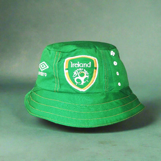 Republic of Ireland Football    Home  Bucket Hat  2014 / 15  Umbro  Upcycled   Unisex Adults       Sponsorless  Republic of ireland Eire Irish Vintage retro world cup european championshop COYBIG COYGIG   SHIRTS V SKINS   