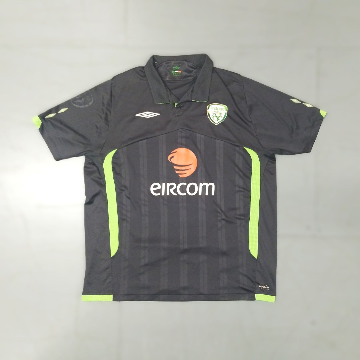 Republic of Ireland Football  Short Sleeve  Away  Jersey  2008 / 09  Umbro     Unisex Adults       Eircom  Republic of ireland Eire Irish Vintage retro world cup european championshop COYBIG COYGIG   SHIRTS V SKINS   