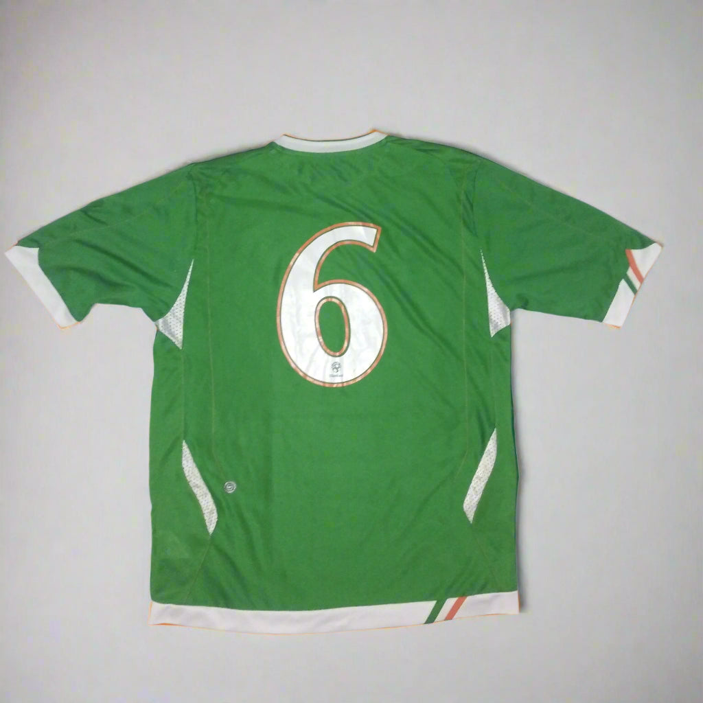 Republic of Ireland Football  Short Sleeve  Home  Jersey  2006 / 07  Umbro  Player Issue   Unisex Adults     #6  Sponsorless  Republic of ireland Eire Irish Vintage retro world cup european championshop COYBIG COYGIG   SHIRTS V SKINS   