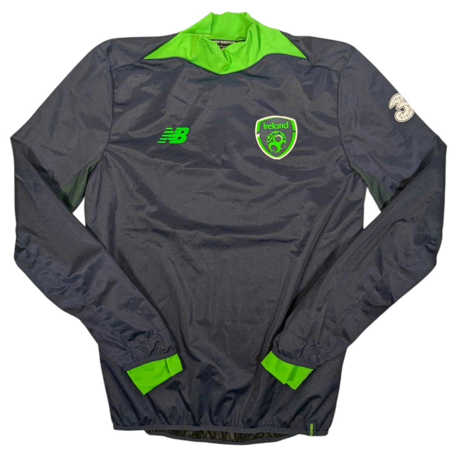 Republic of Ireland Umbro Football Windbreaker 2018 (M) [Very Good]