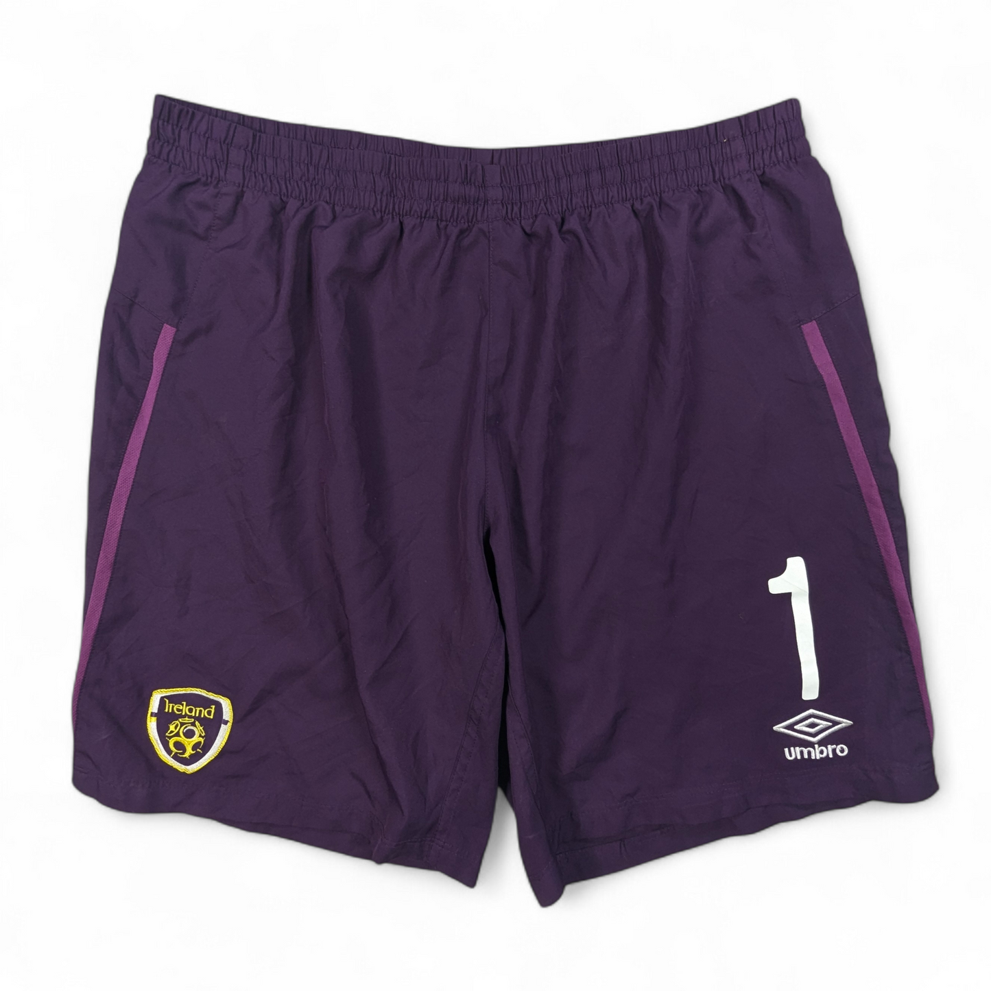 Republic of Ireland Umbro Goalkeeper Football Shorts 2016